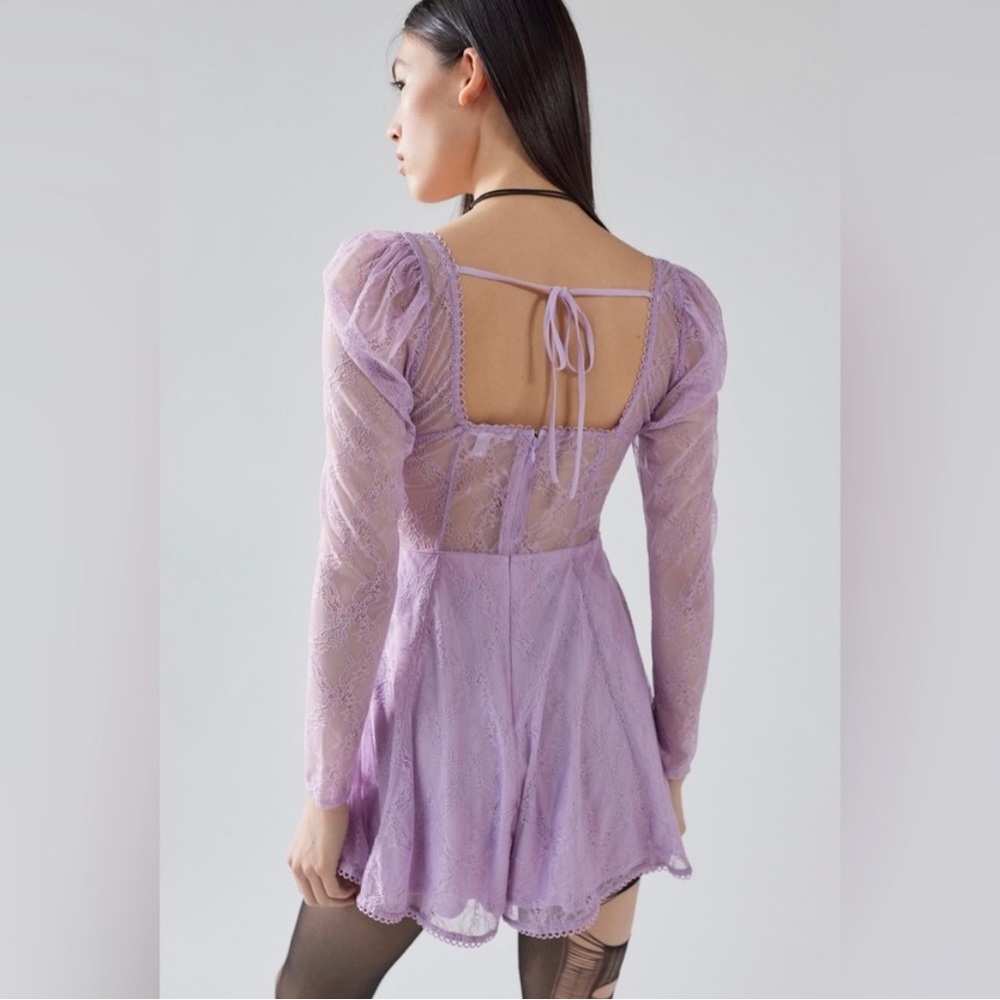 NWT URBAN OUTFITTERs Leah semi sheer lace romper in lilac 🦄